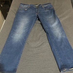 38x30 American Eagle slim straight jeans in medium wash